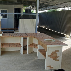 Модульные угловые столы для барбекю зоны